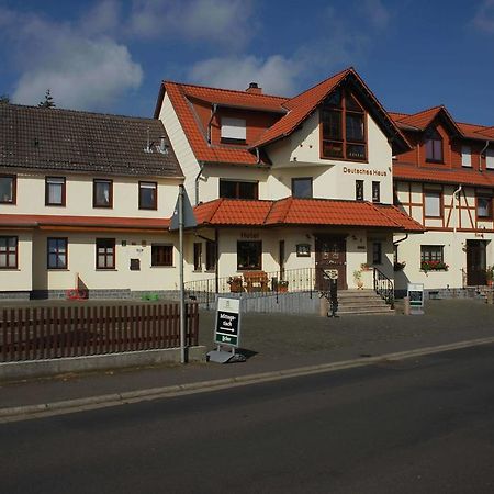 Deutsches Haus Hotel Restaurant Gastwirtschaft Biergarten Am Radweg Bermuthshain Esterno foto
