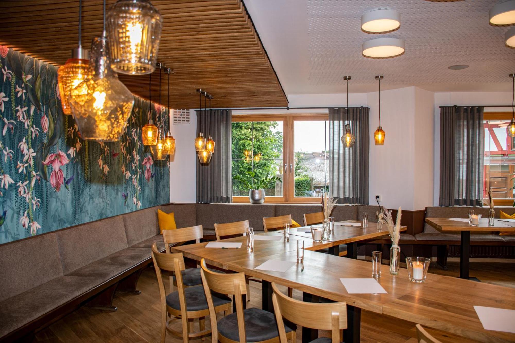 Deutsches Haus Hotel Restaurant Gastwirtschaft Biergarten Am Radweg Bermuthshain Esterno foto
