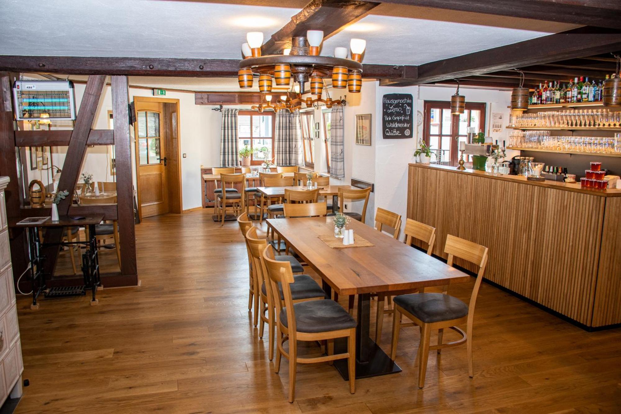 Deutsches Haus Hotel Restaurant Gastwirtschaft Biergarten Am Radweg Bermuthshain Esterno foto